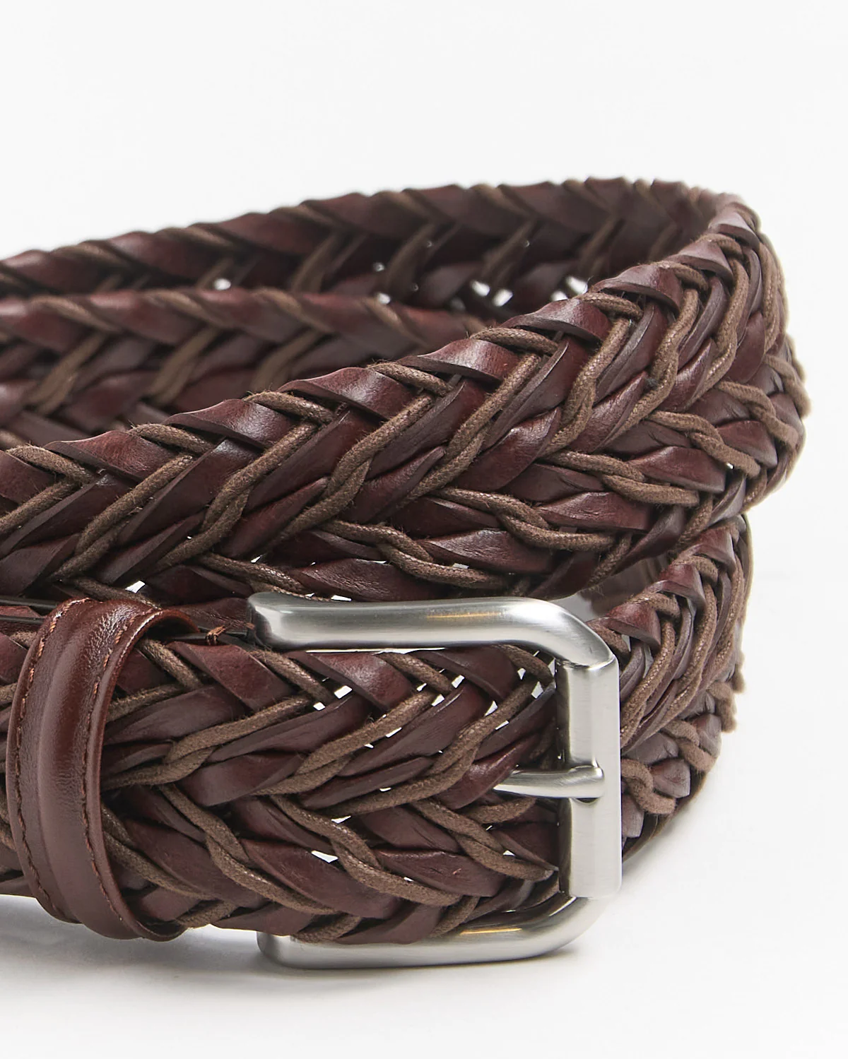 Elegant Braided Leather Belt - Image 2