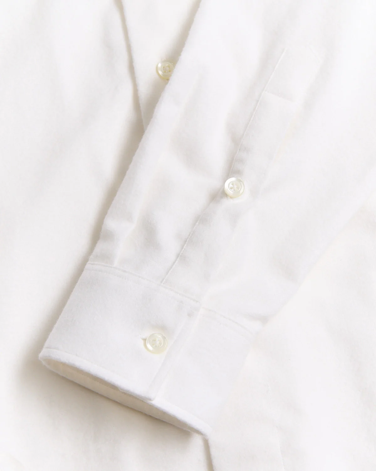 2 Ply Lofty 'snow' Solid Flannel Shirt - Image 3