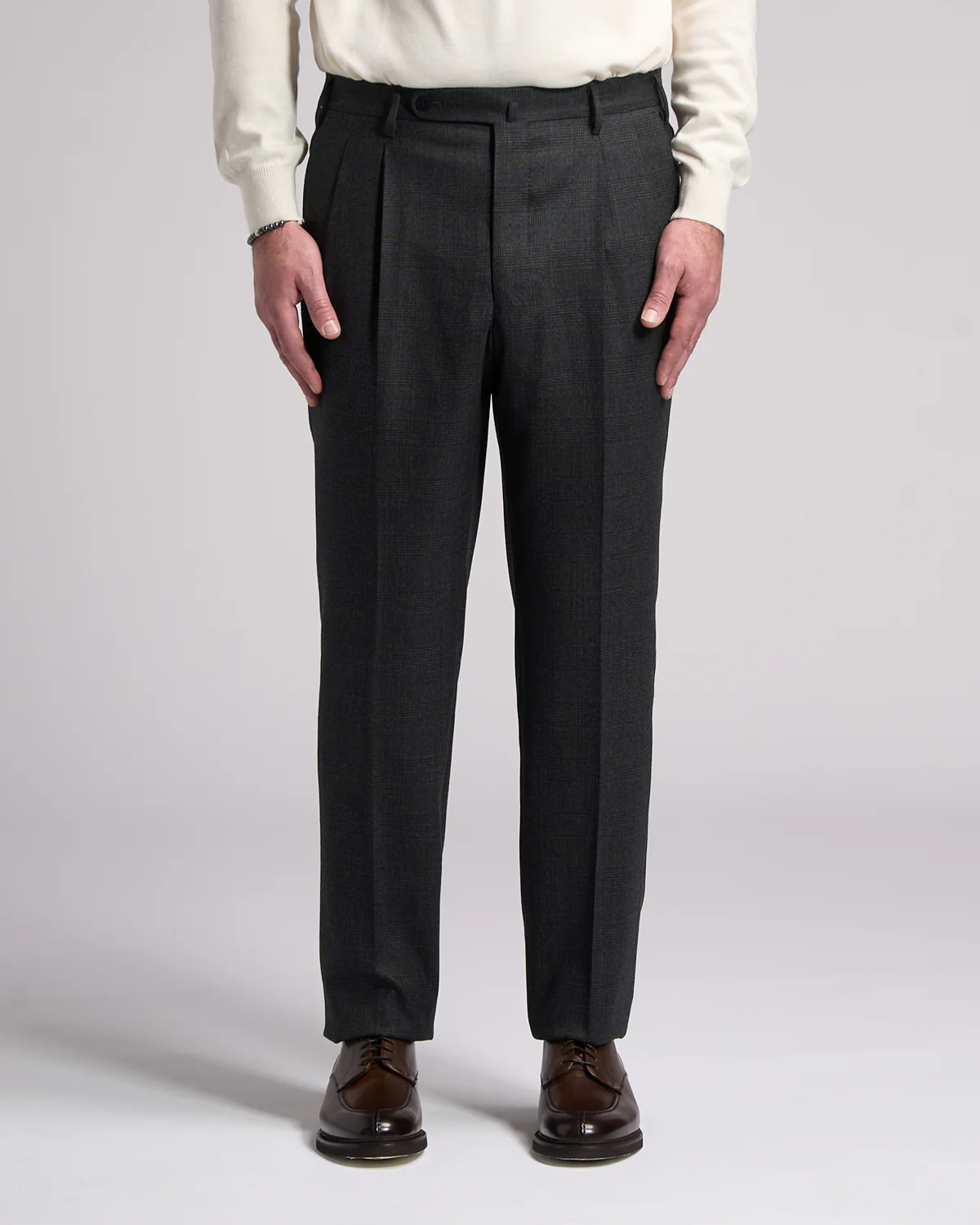 Prince Of Wales Super 120's Light Flannel Double Pleated Dress Pants