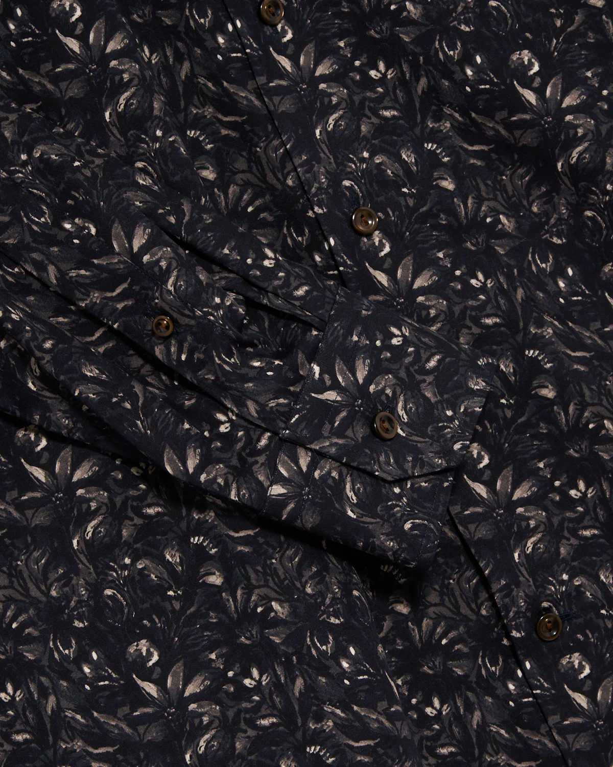 Floral Twill Contemporary Shirt - Image 7