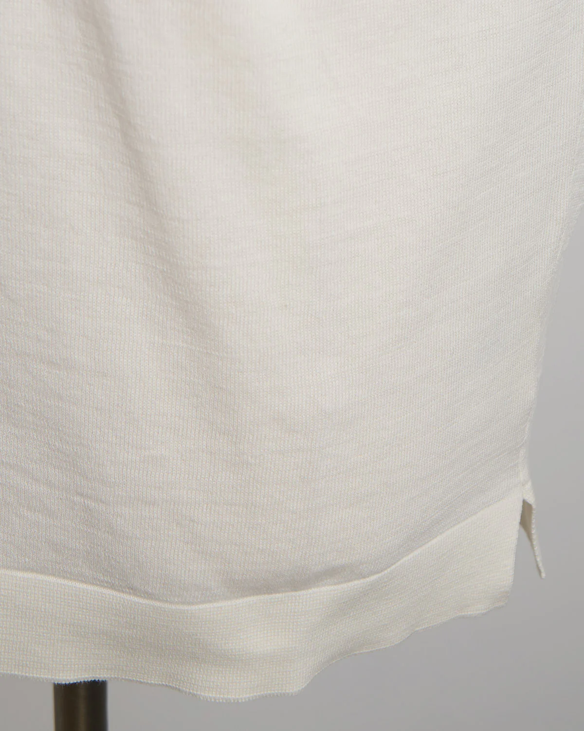 Off White Straight Bottom Fine Knit Crewneck T-Shirt - Image 8