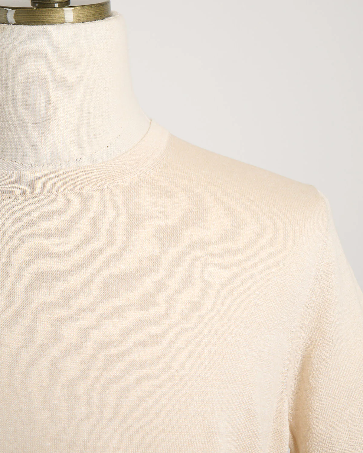 Linen & Cotton Fine Knit T-Shirt - Image 2