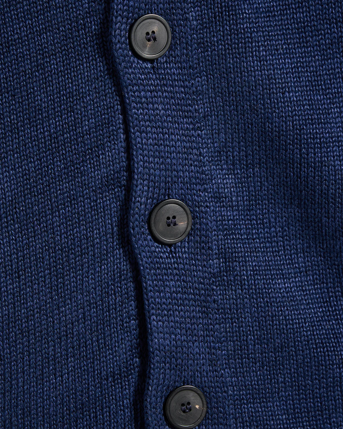 100% Washed Linen Classic Button Front Overshirt Sweater - Image 5